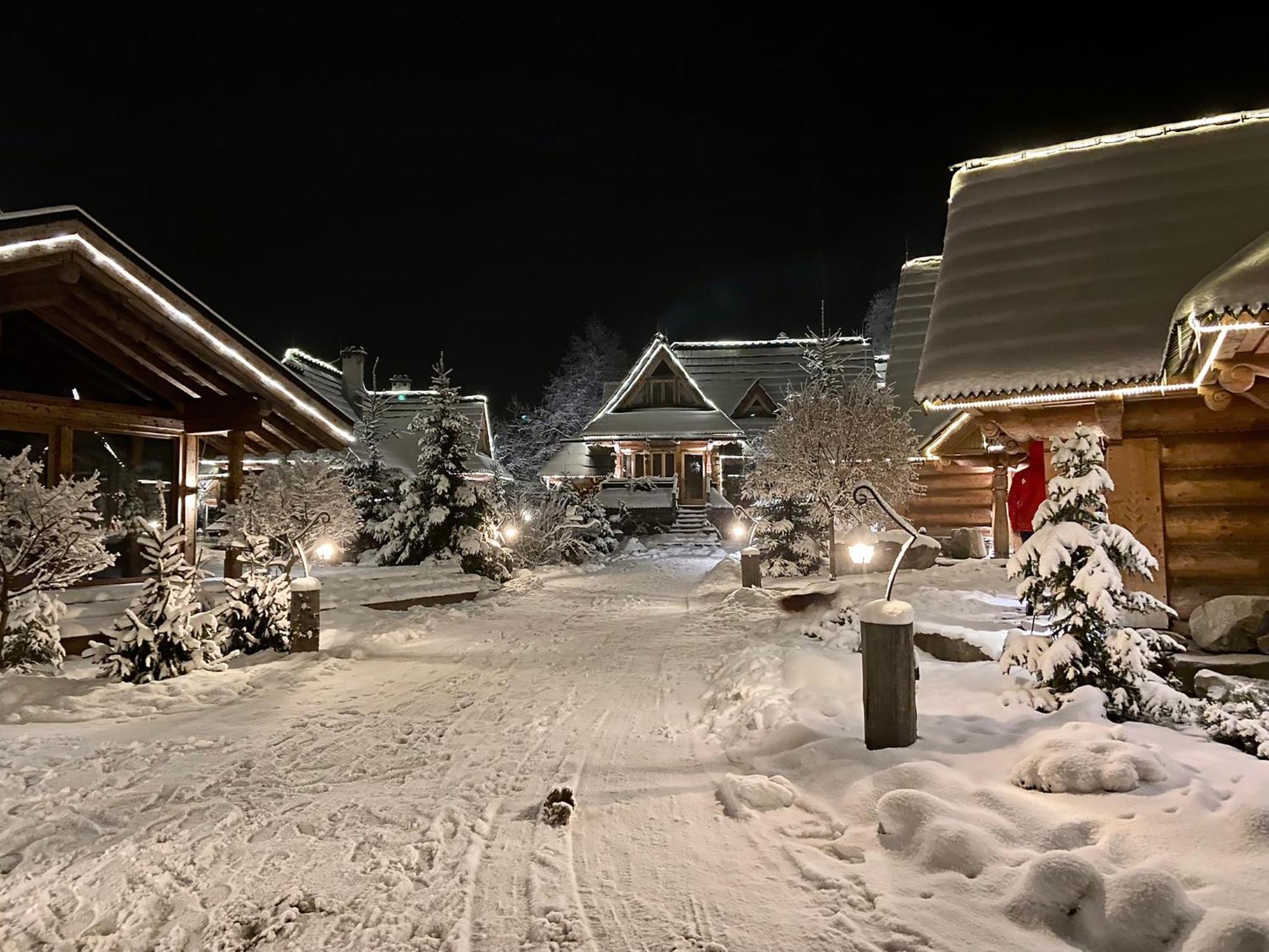 Gorska Osada Lovely Chalets Zakopane โปโรนิน ภายนอก รูปภาพ