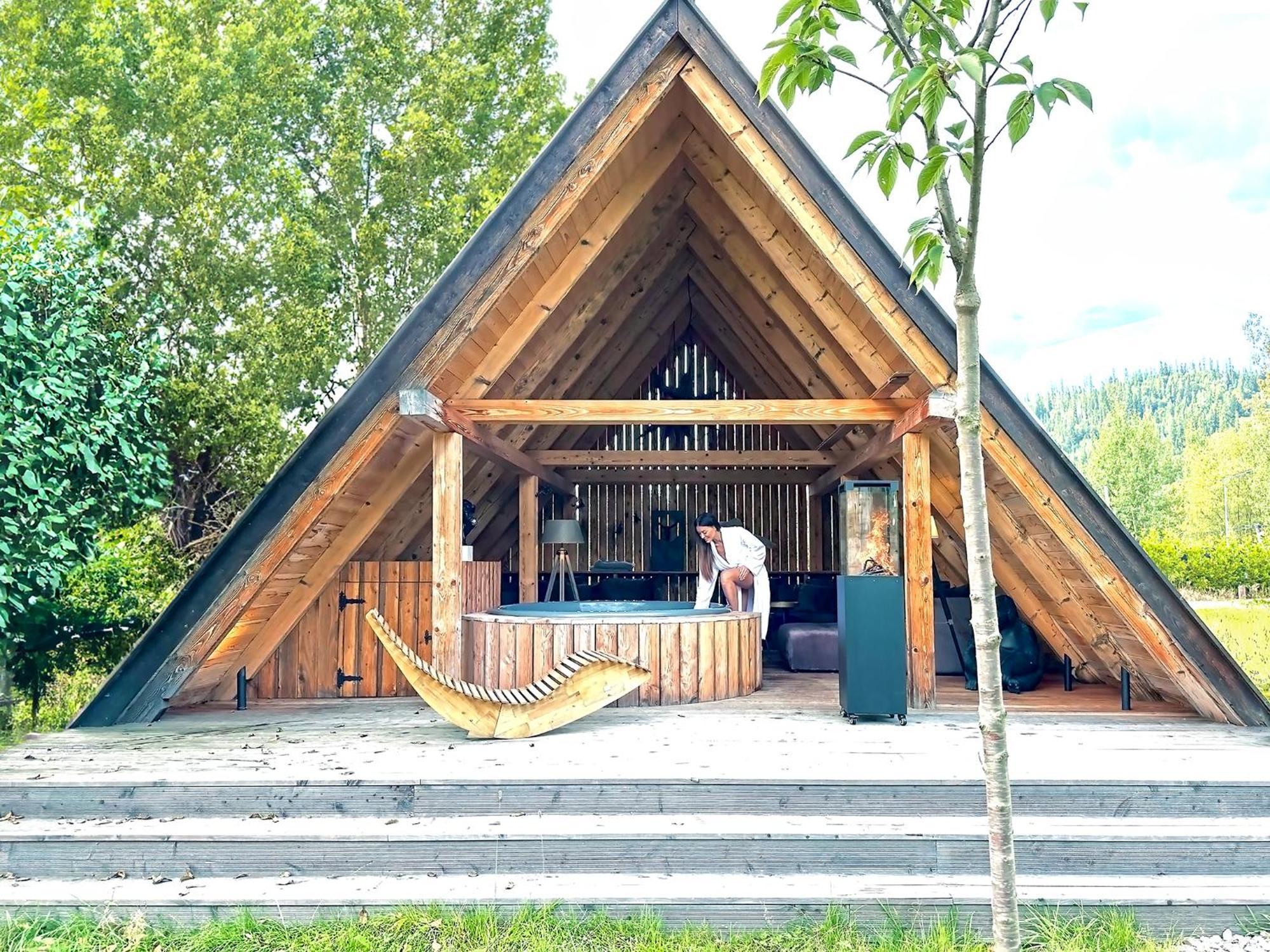 Gorska Osada Lovely Chalets Zakopane โปโรนิน ภายนอก รูปภาพ