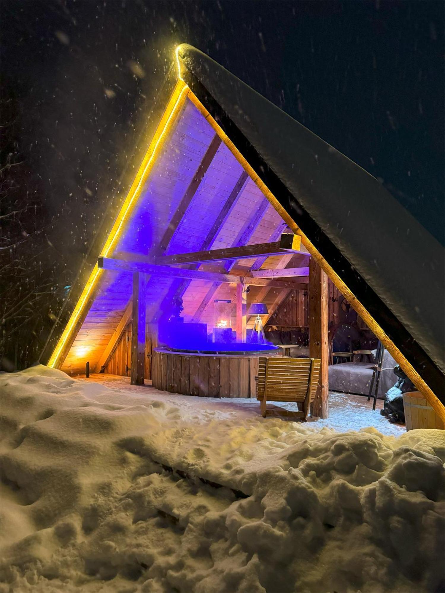 Gorska Osada Lovely Chalets Zakopane โปโรนิน ภายนอก รูปภาพ